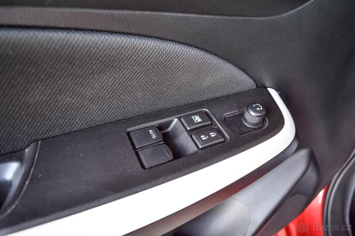 2019 Suzuki SWIFT - 19