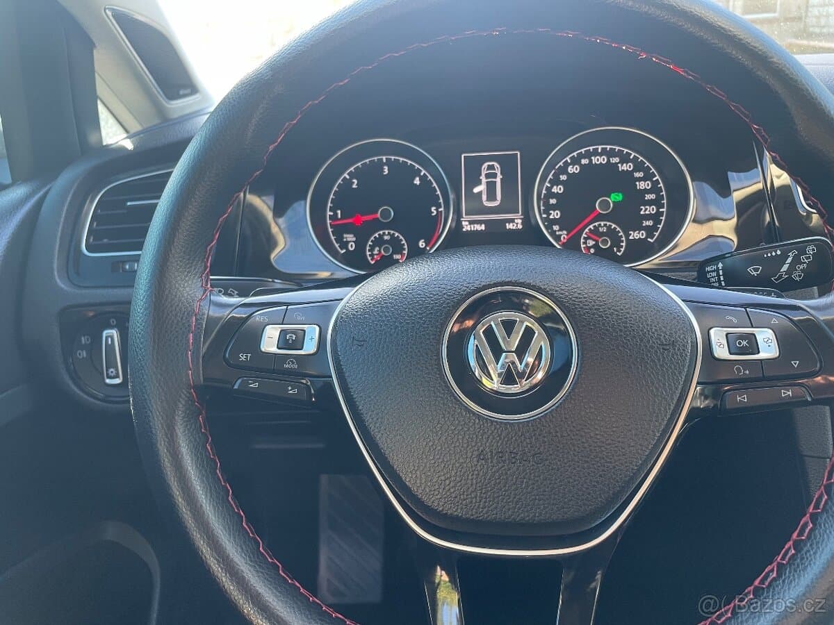 2014 Volkswagen GOLF - 19