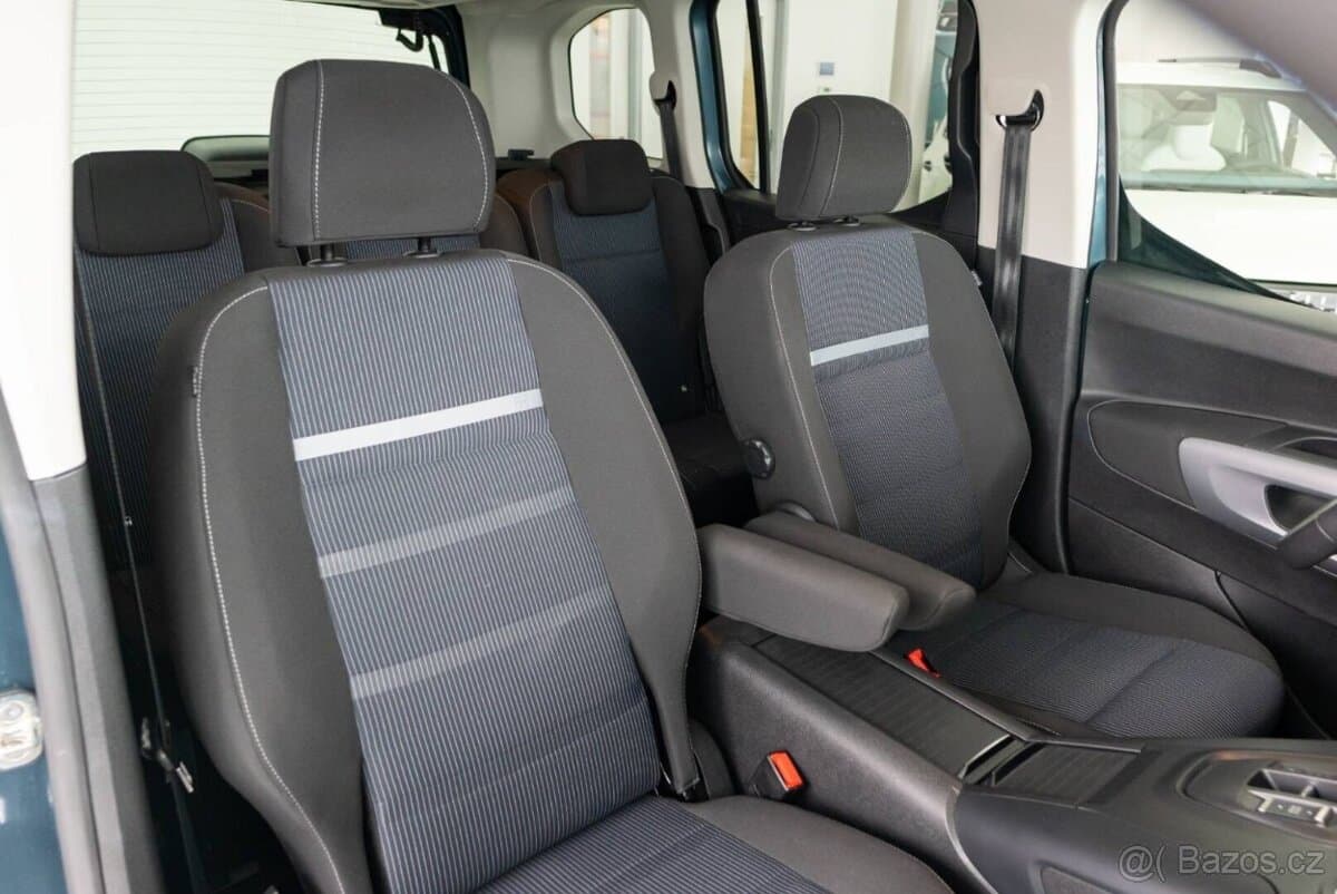 2025 Fiat DOBLO - 19