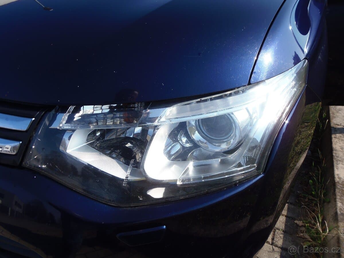2013 Mitsubishi OUTLANDER - 19