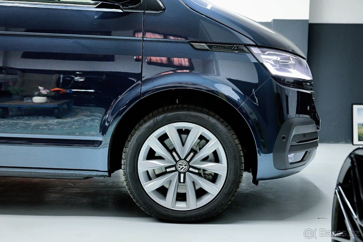 Volkswagen MULTIVAN - 19