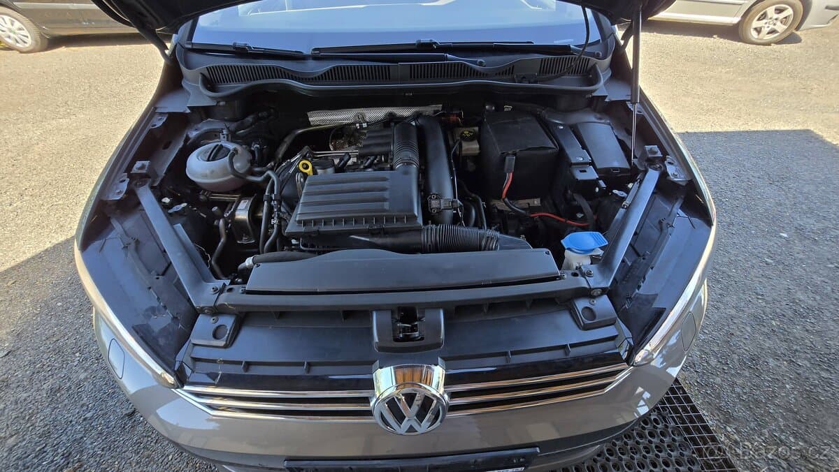 2017 Volkswagen GOLF - 19