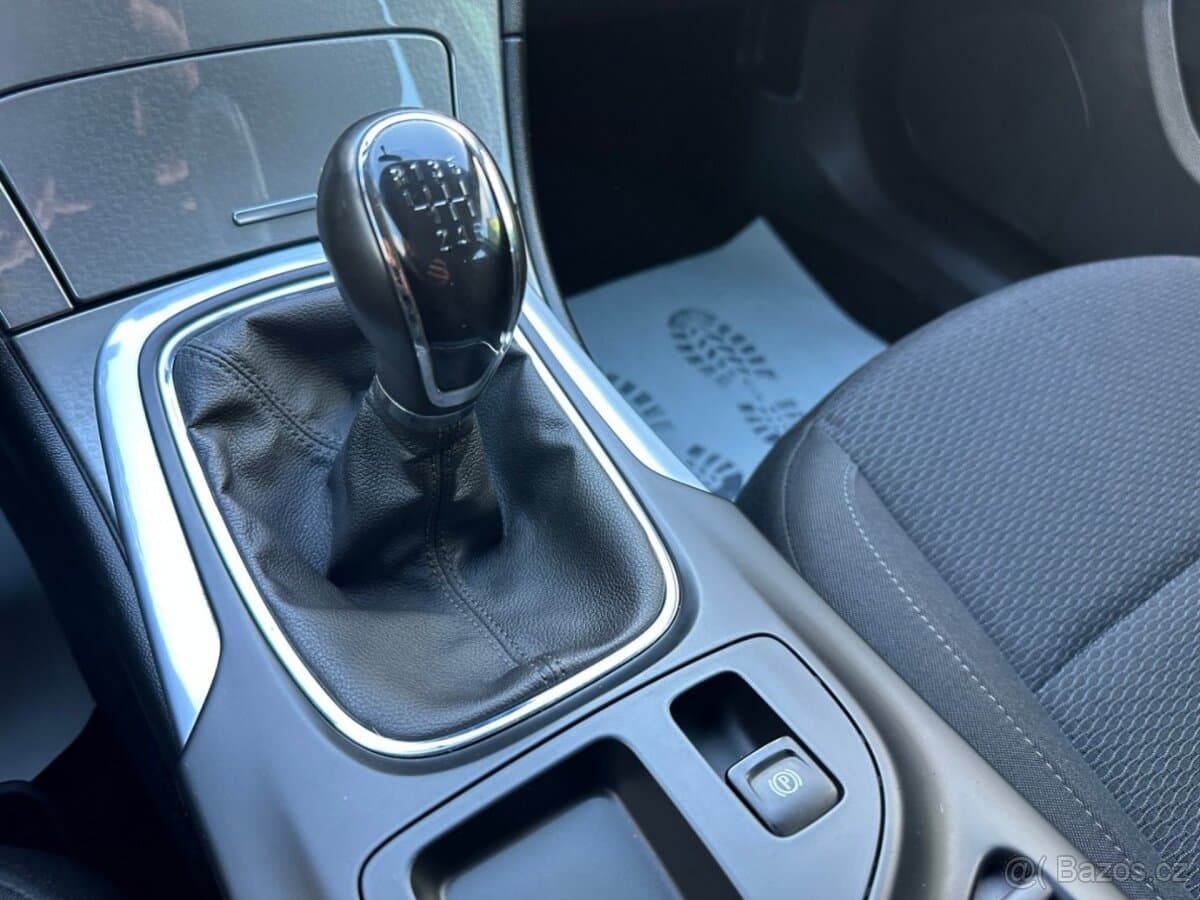 2015 Opel INSIGNIA - 19