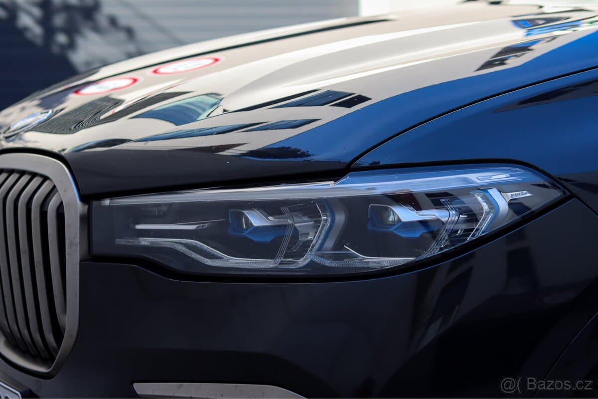 2021 BMW X7 - 19