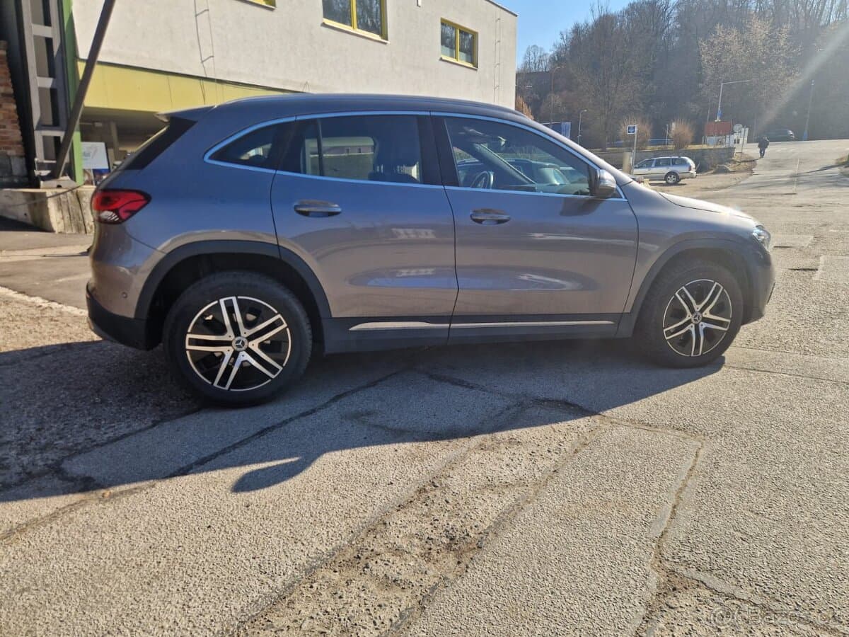 2022 Mercedes-Benz GLA - 19