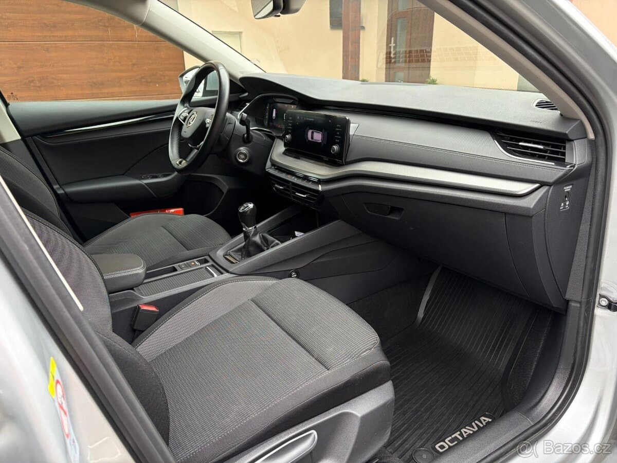 2022 Škoda OCTAVIA - 19