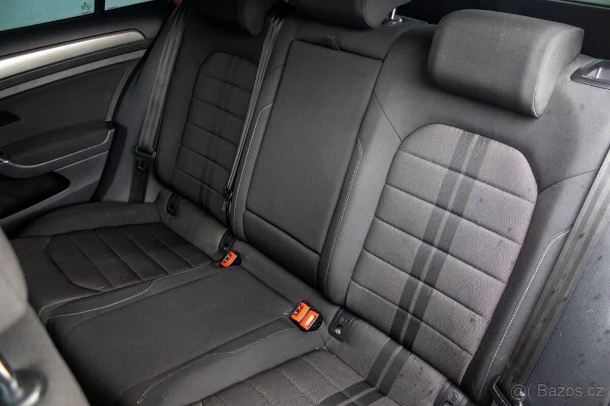 2013 Volkswagen GOLF - 19