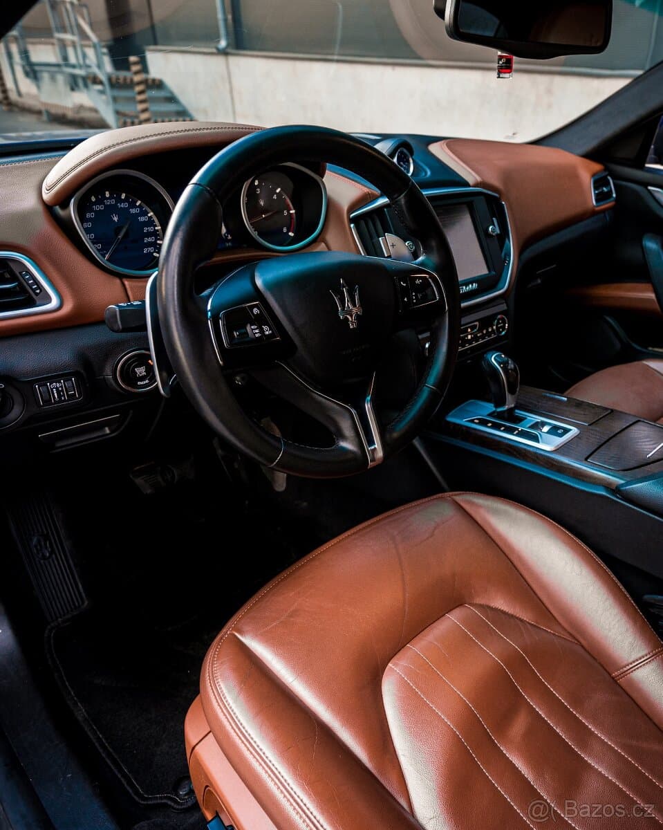 2015 Maserati GHIBLI - 19