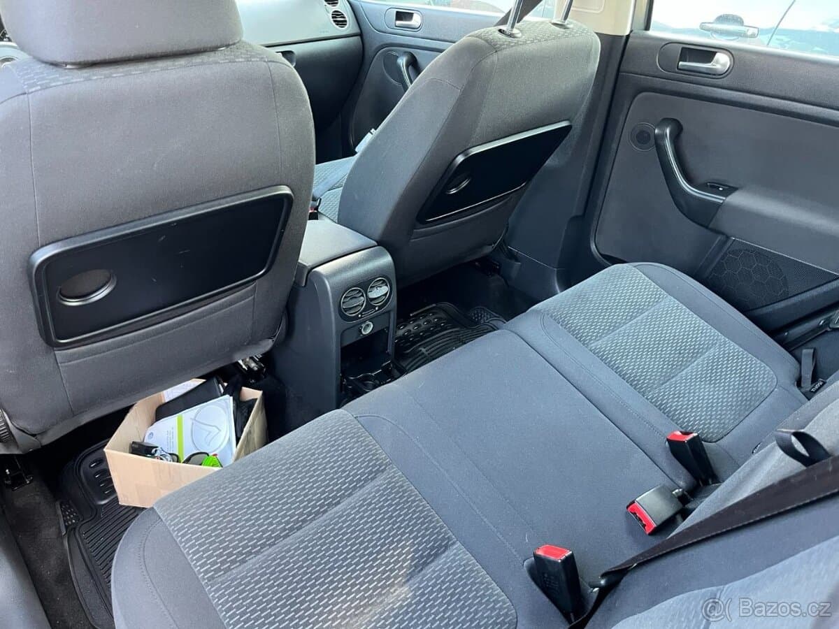 2012 Volkswagen GOLF - 19