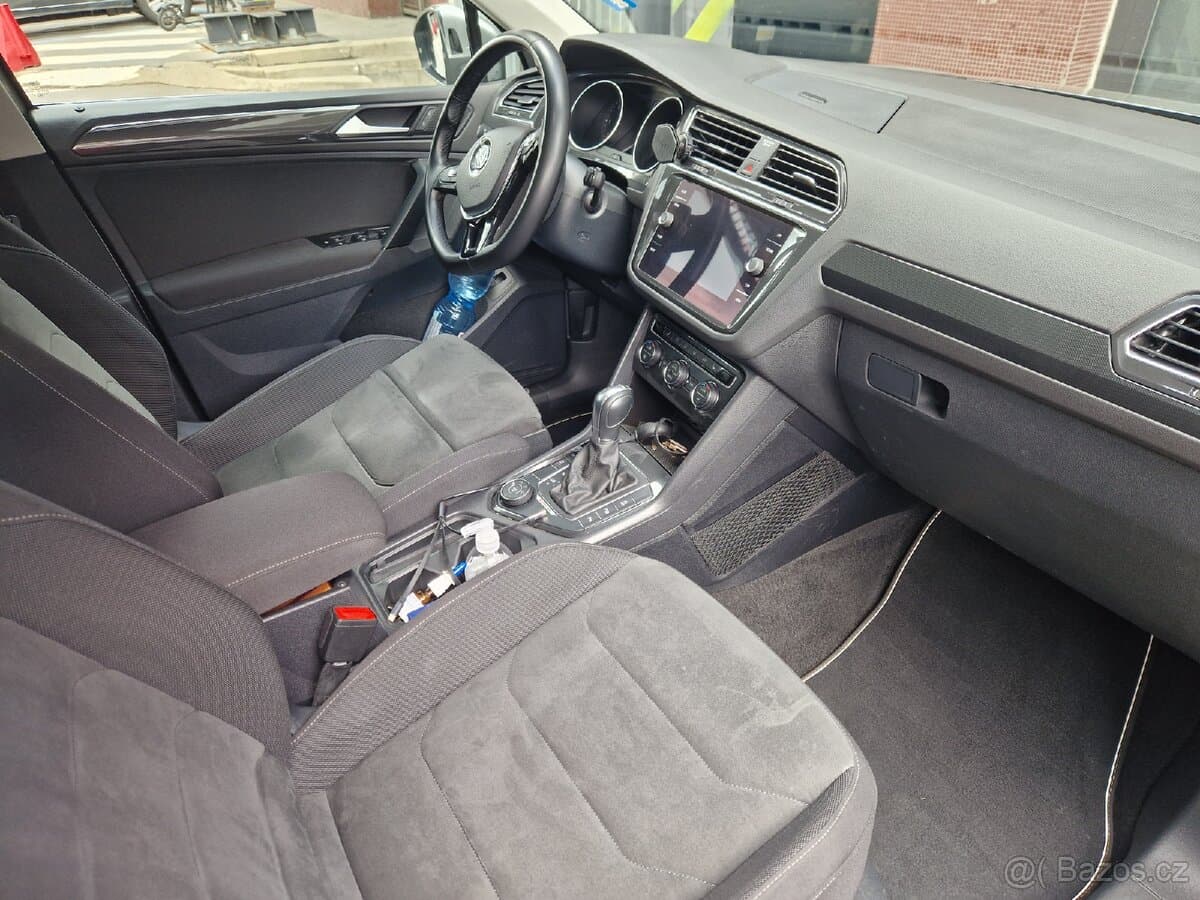 2019 Volkswagen TIGUAN - 19