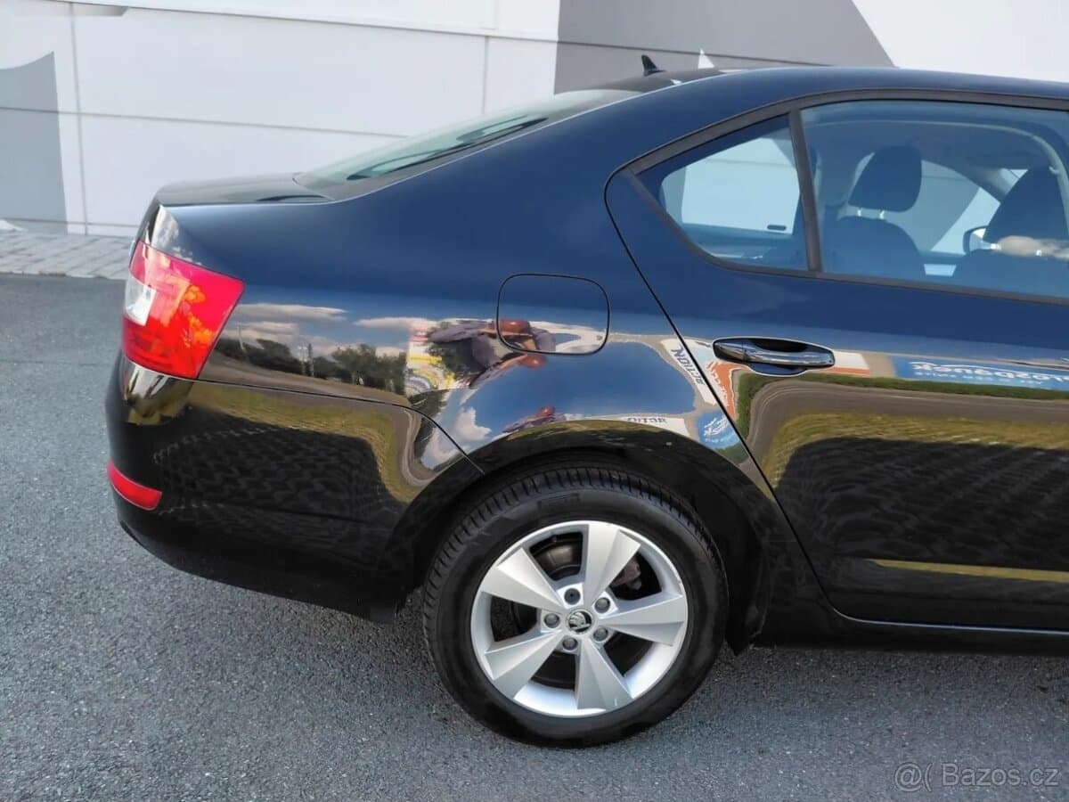 2015 Škoda OCTAVIA - 19
