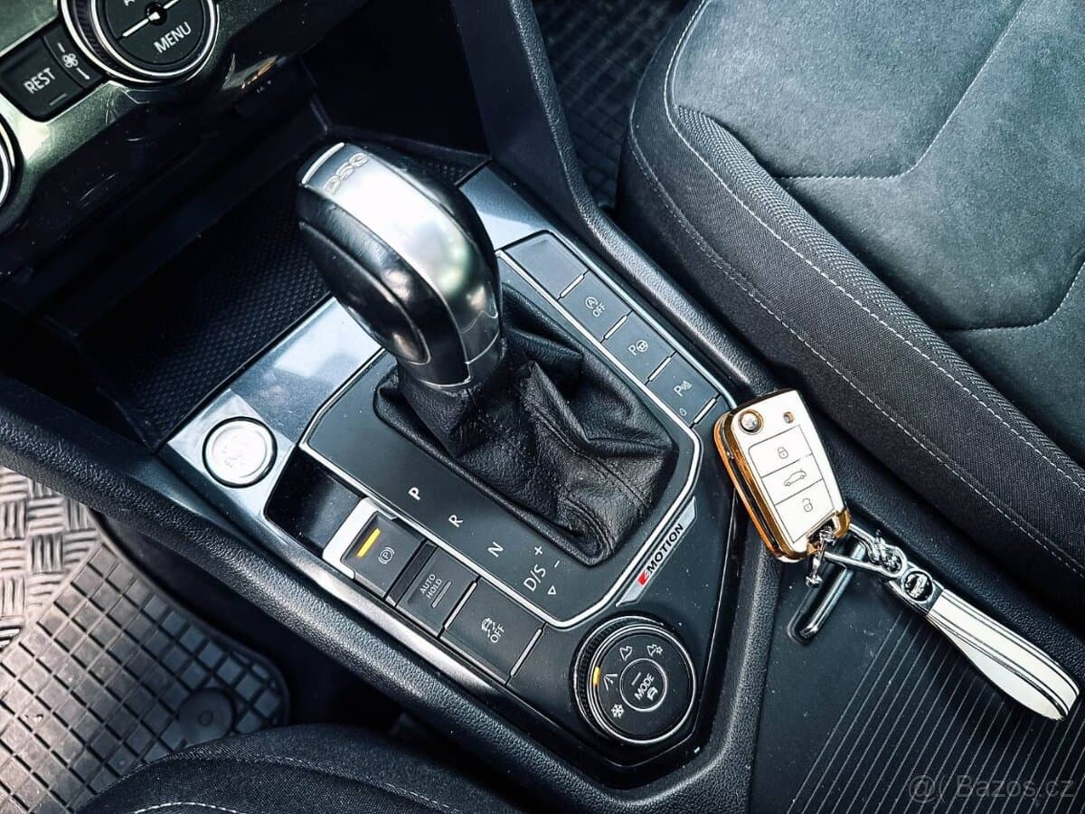 2016 Volkswagen TIGUAN - 19