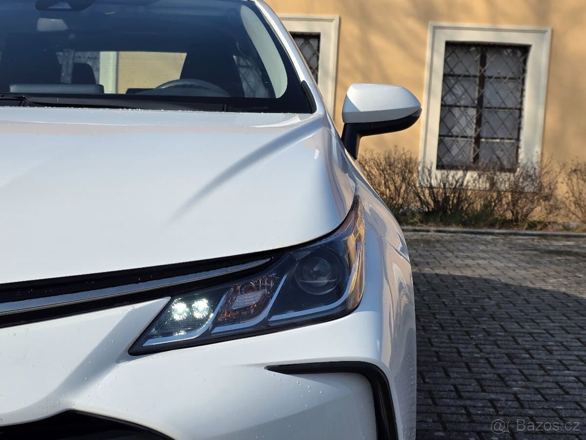 2023 Toyota COROLLA - 19