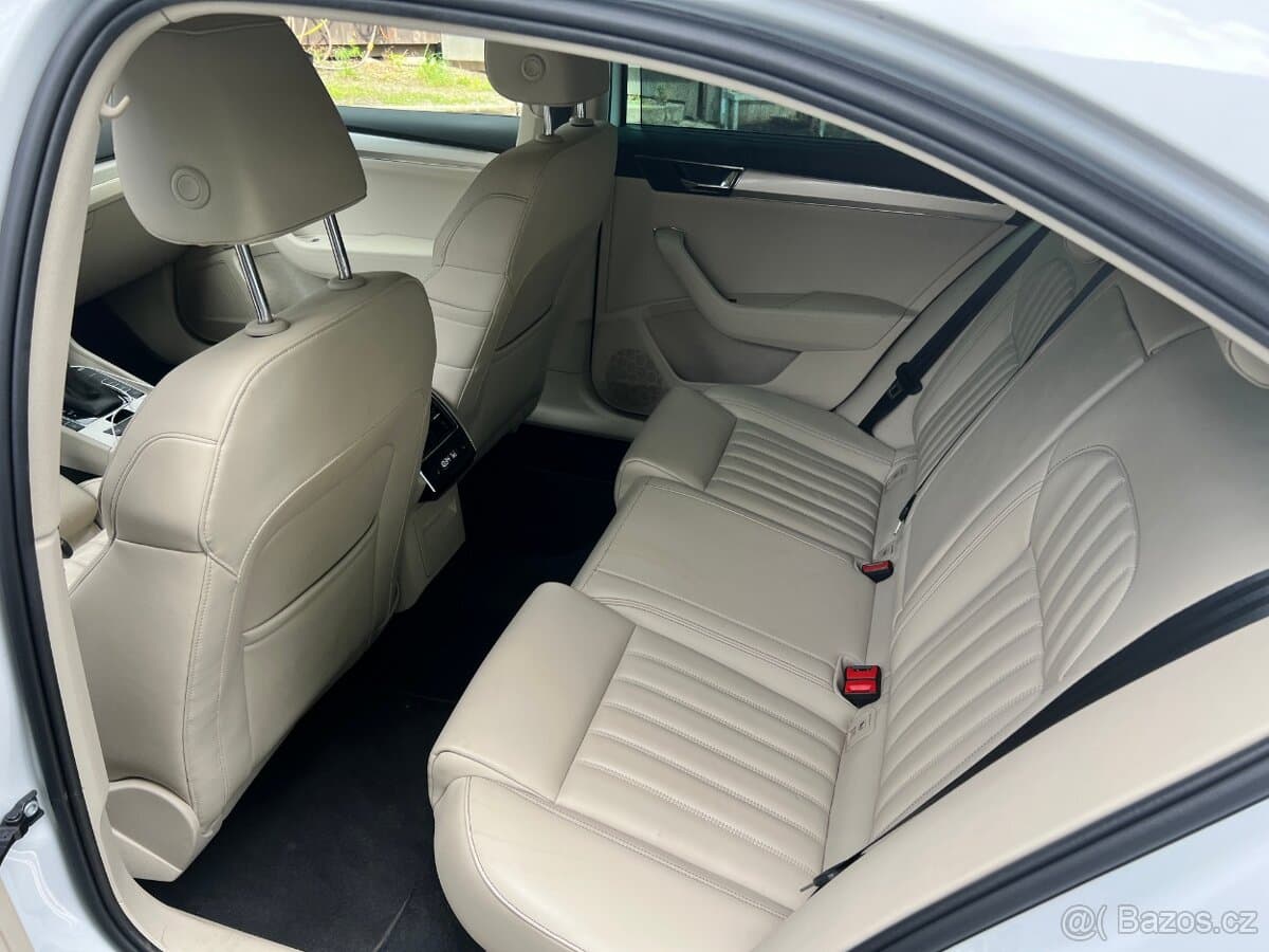2021 Škoda SUPERB - 19