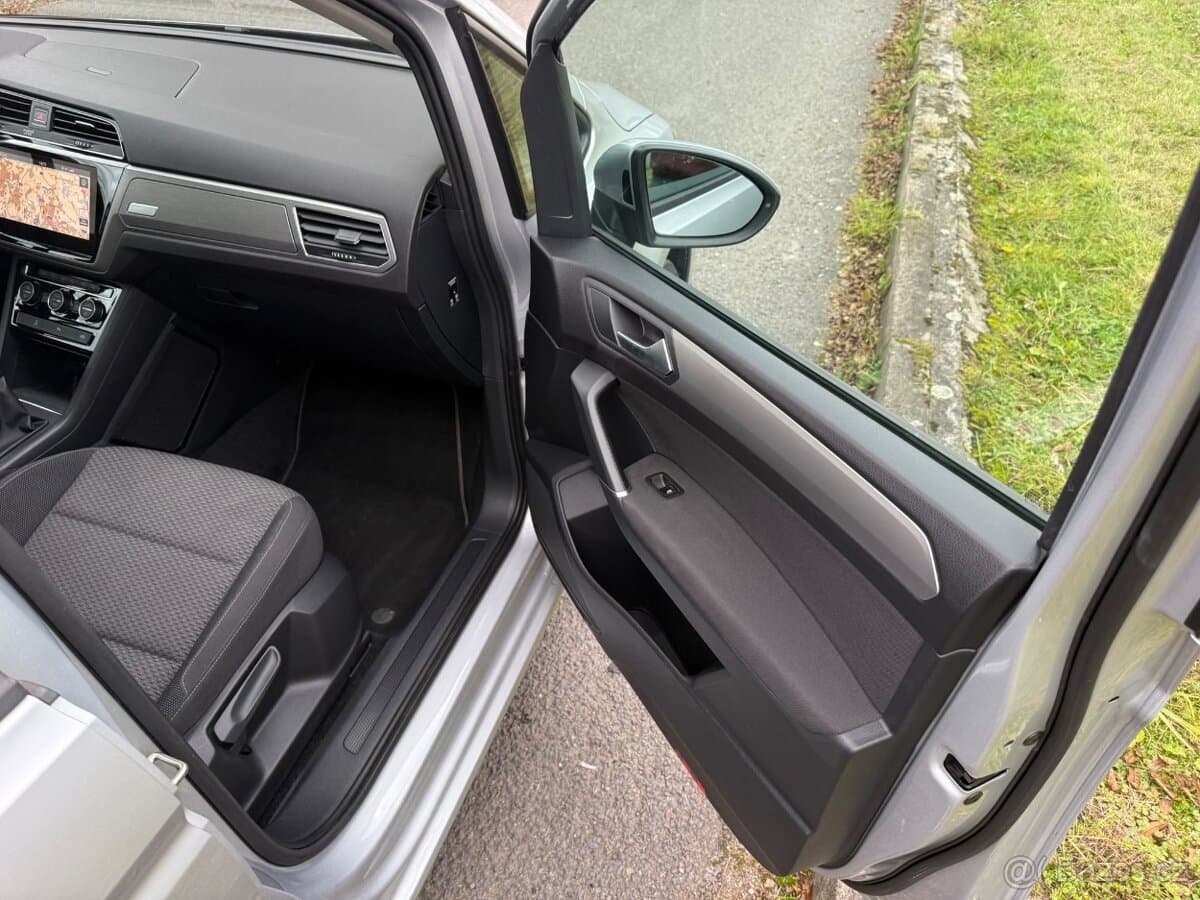 2021 Volkswagen TOURAN - 19