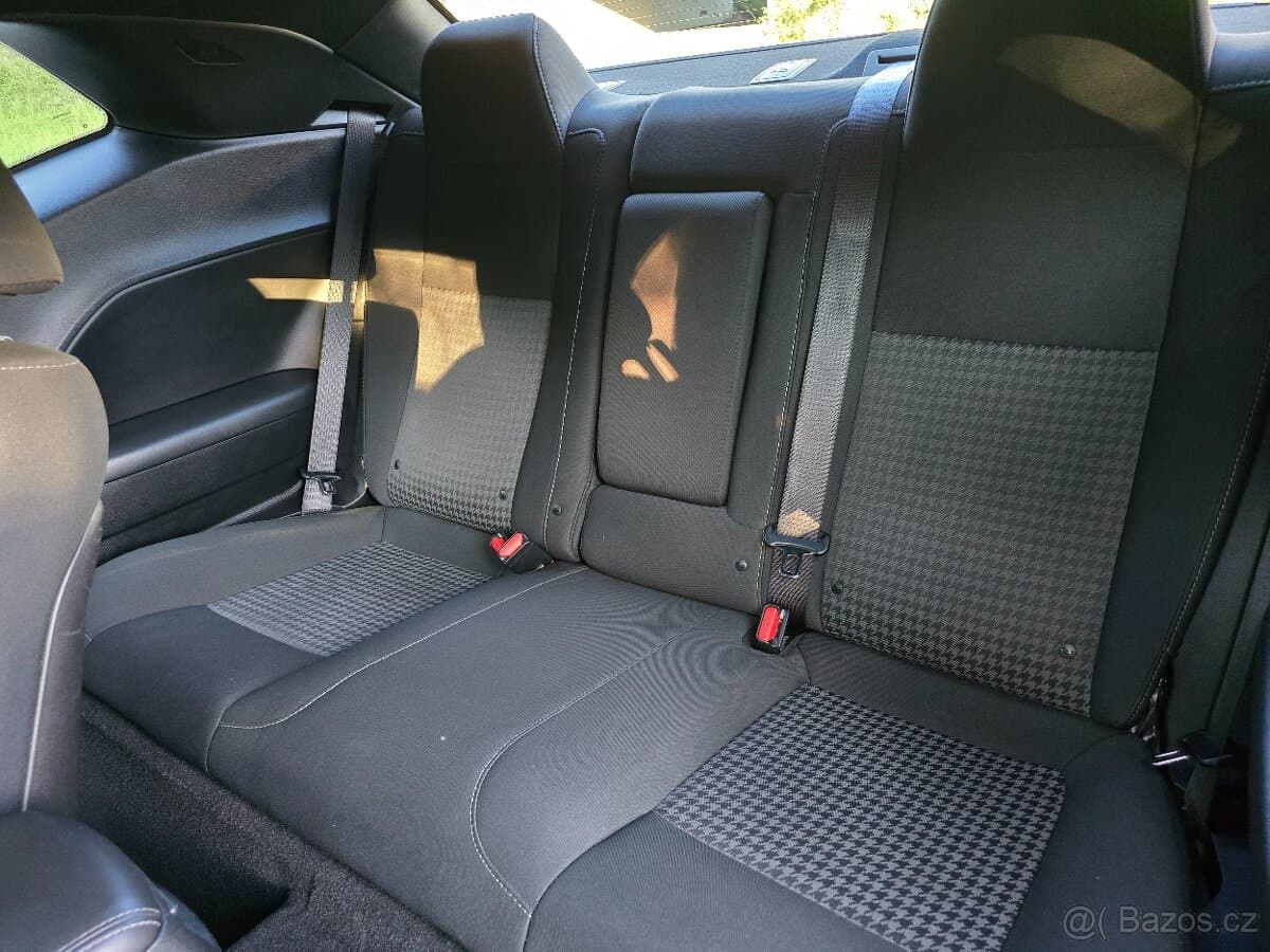2019 Dodge CHALLENGER - 19