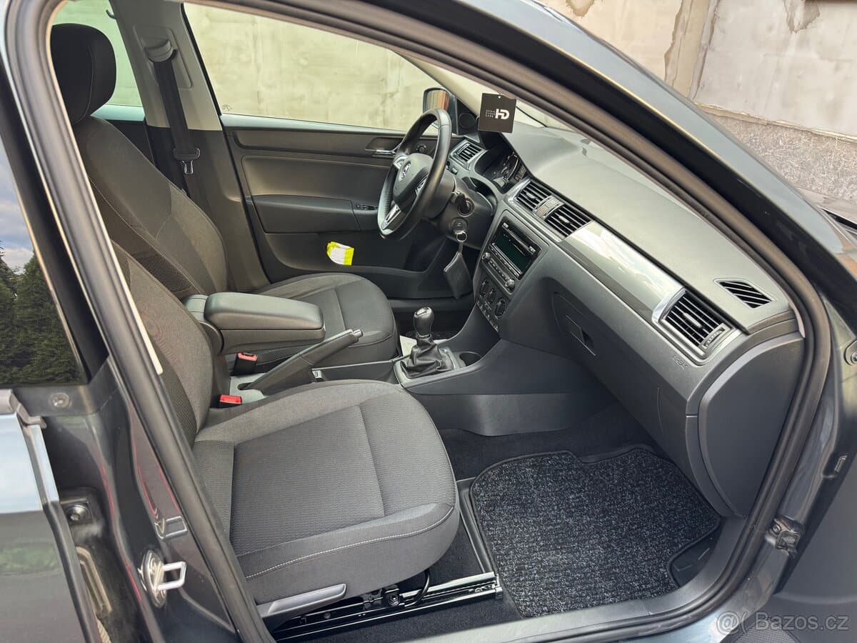 2014 Škoda RAPID - 19