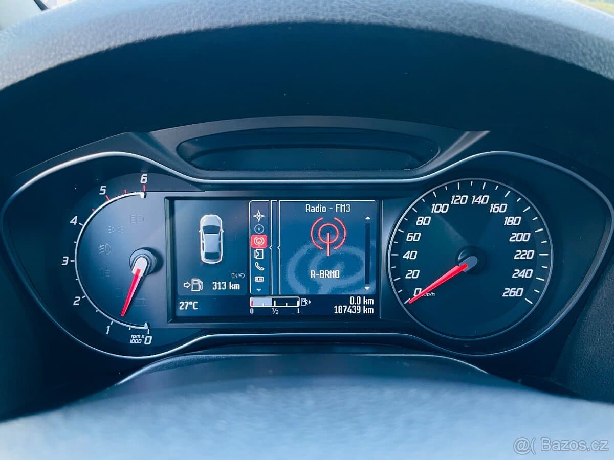 2011 Ford GALAXY - 19