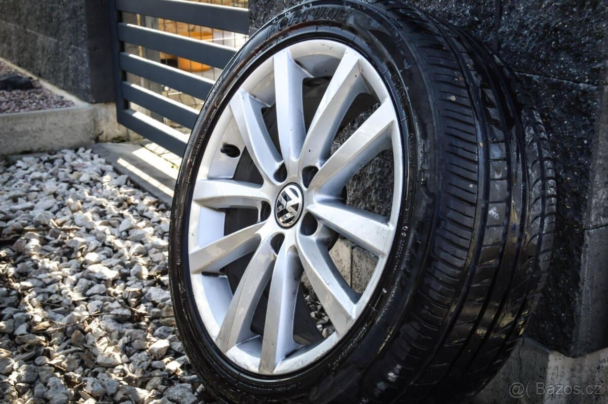 2014 Volkswagen PASSAT - 19