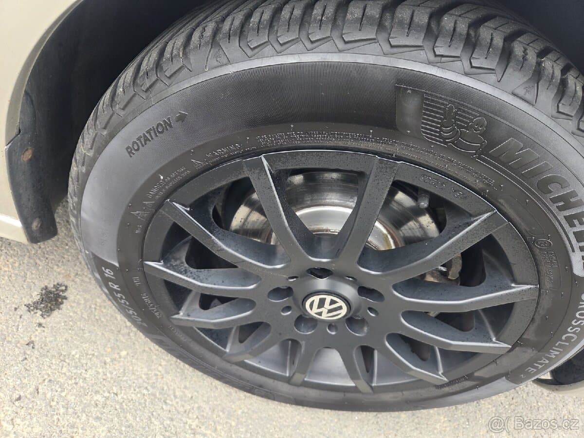 2012 Volkswagen JETTA - 19