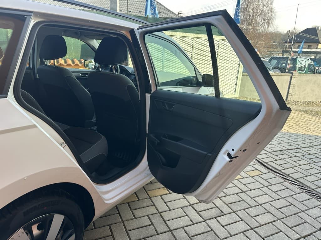 2021 Škoda FABIA - 19