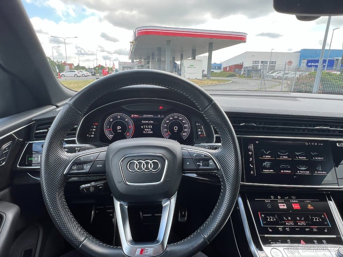 2020 Audi Q8 - 19