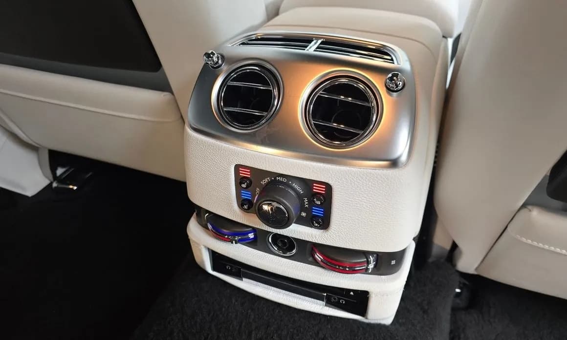 2019 Rolls-Royce GHOST - 19