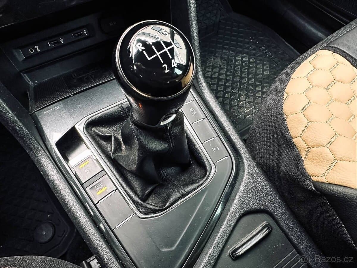 2017 Volkswagen TIGUAN - 19