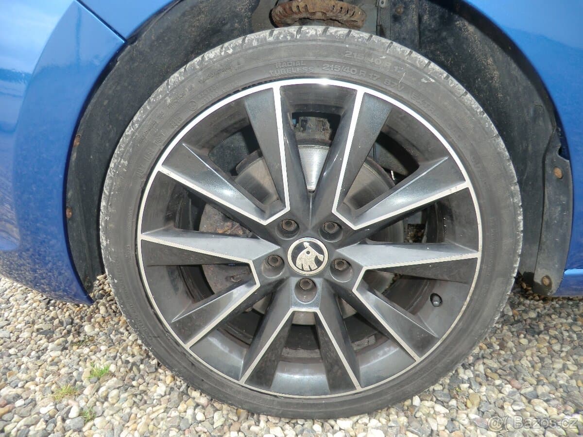 2015 Škoda RAPID - 19