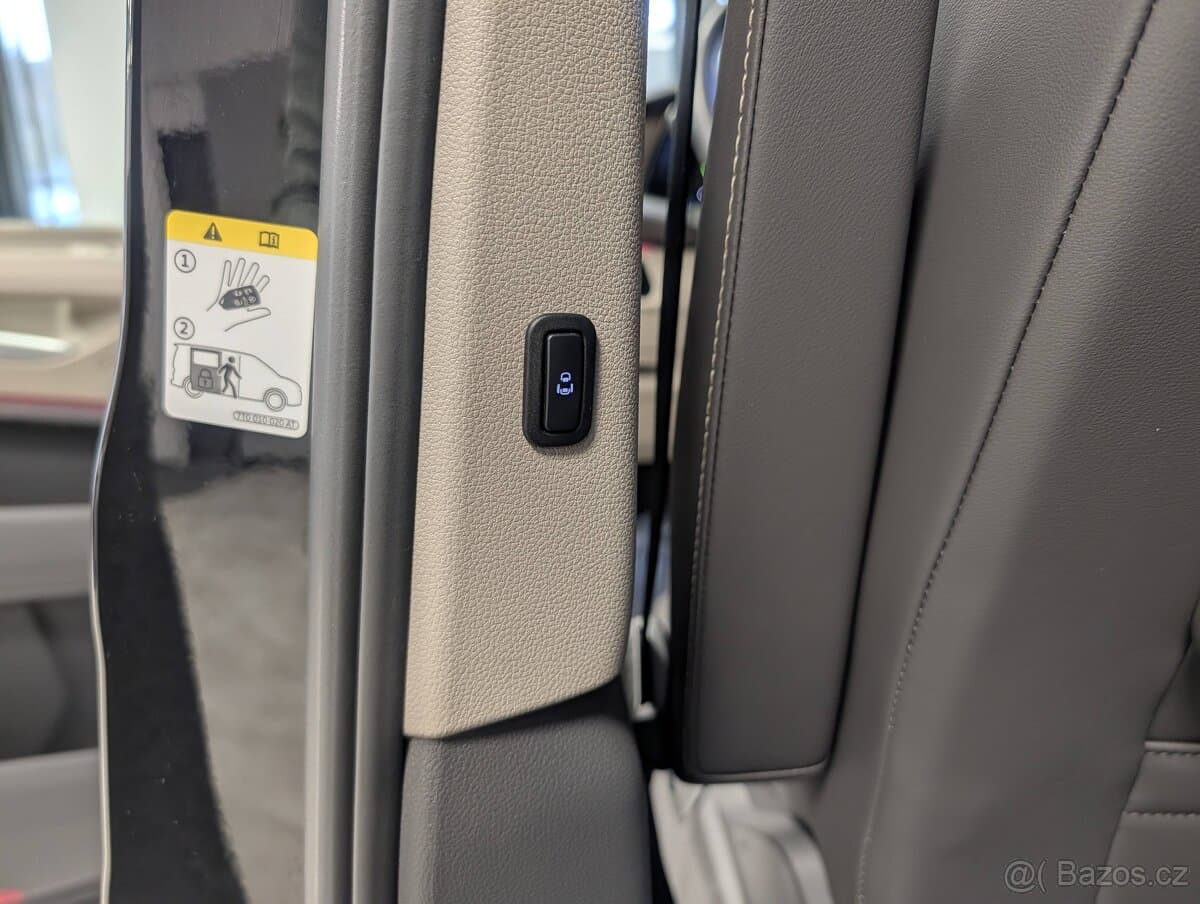 2025 Volkswagen MULTIVAN - 19