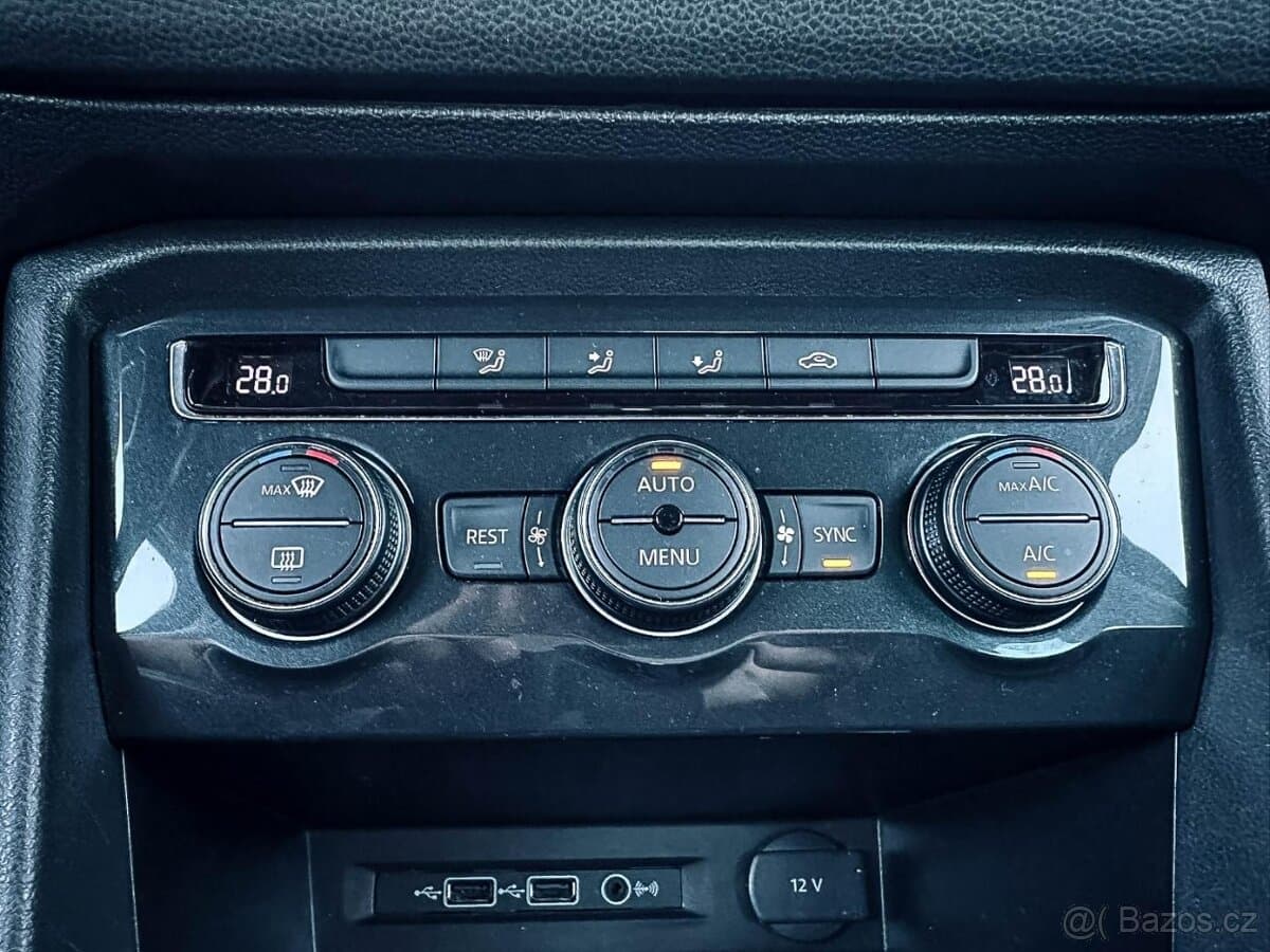 2020 Volkswagen TIGUAN - 19