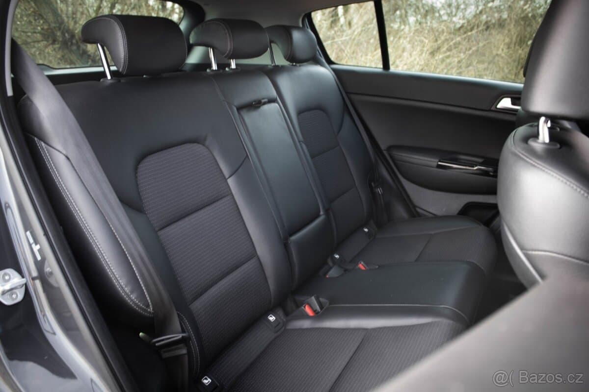 2019 Kia SPORTAGE - 19