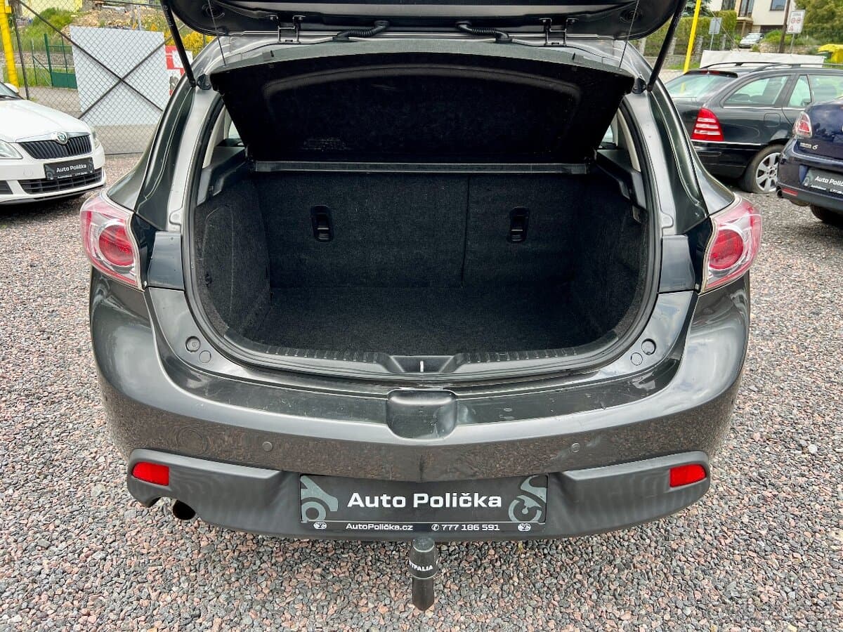 2009 Mazda 3 - 19
