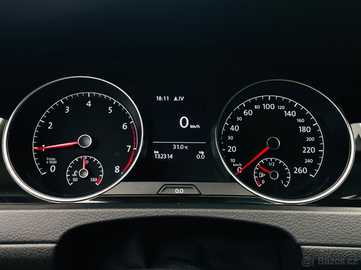 2019 Volkswagen GOLF - 19
