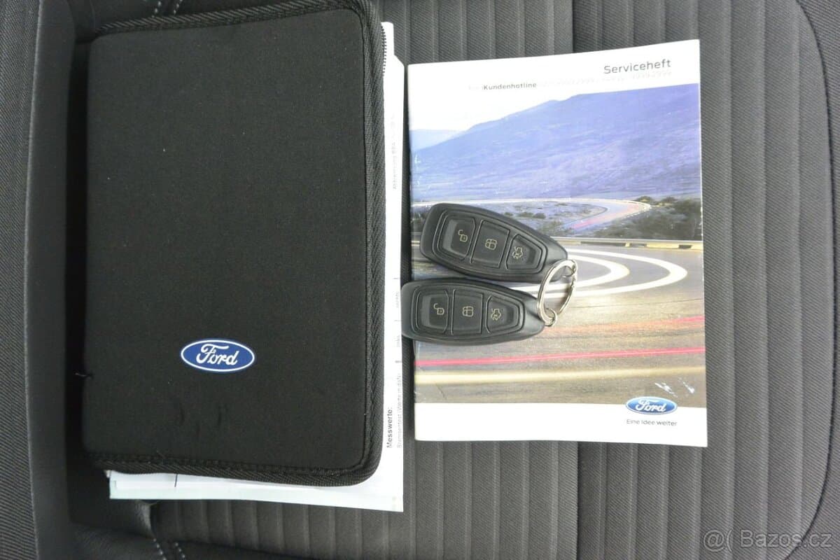 2017 Ford KUGA - 19