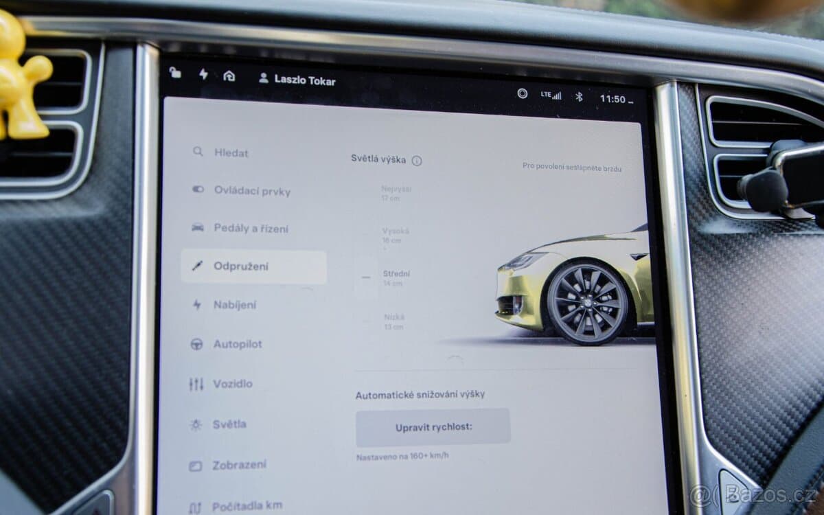 2017 Tesla MODEL S - 19