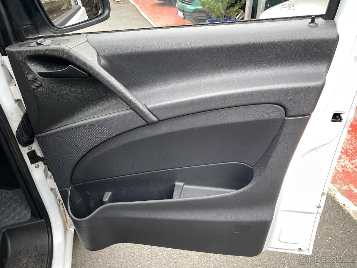 2013 Mercedes-Benz VITO - 19
