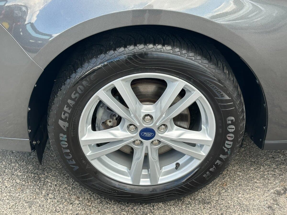 2020 Ford GALAXY - 19
