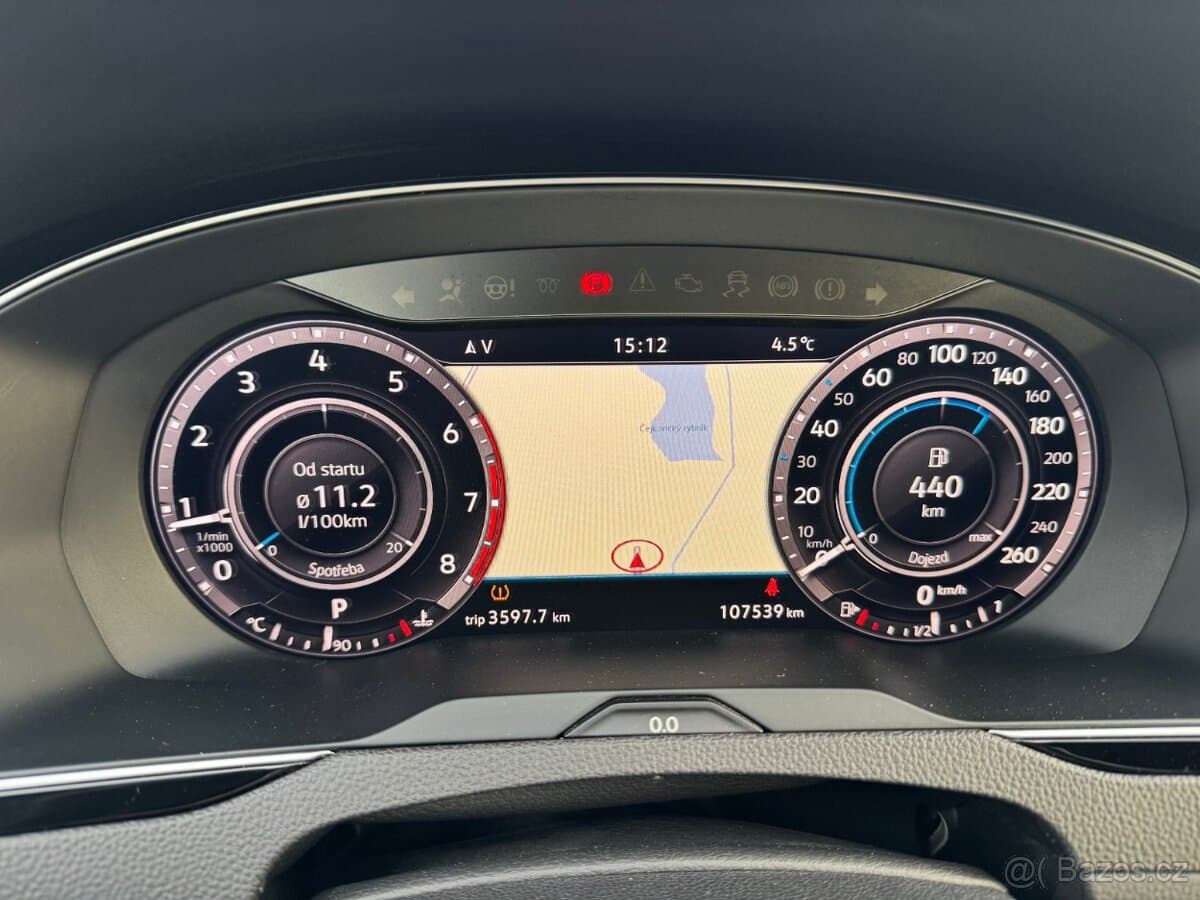 2018 Volkswagen PASSAT - 19