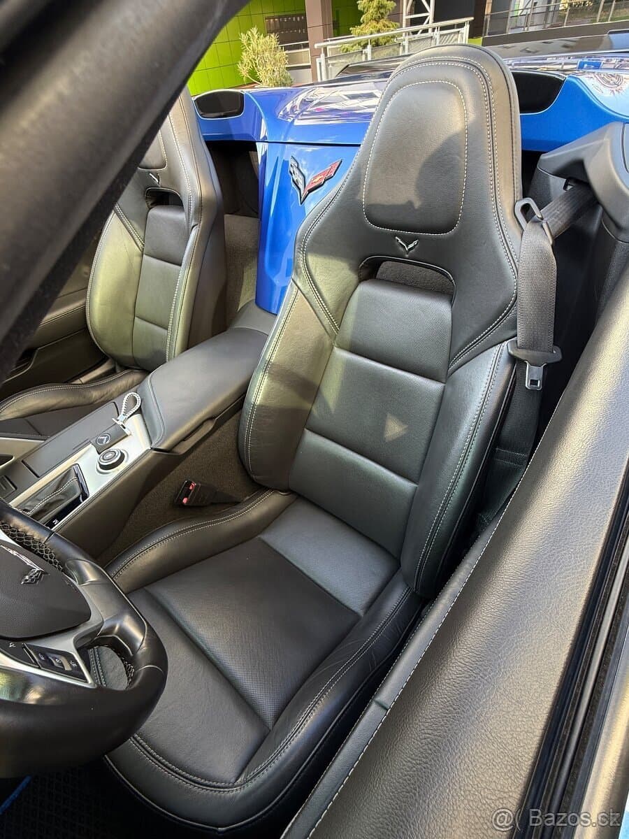 2019 Chevrolet CORVETTE - 19