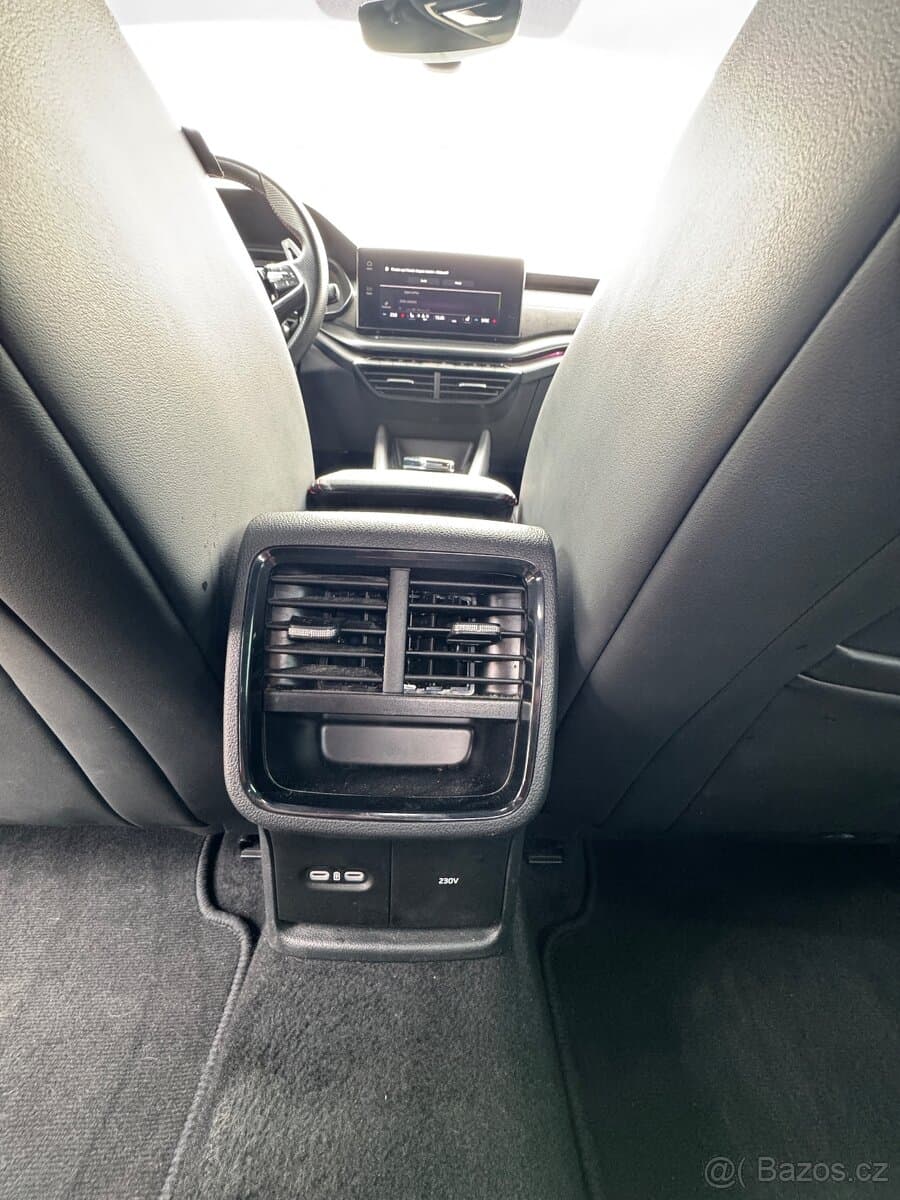 2022 Škoda OCTAVIA - 19