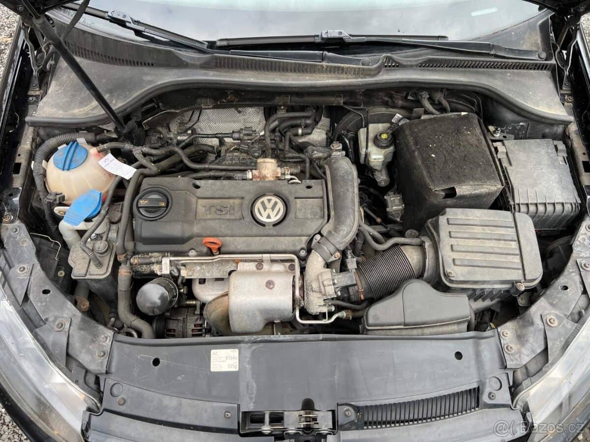 2012 Volkswagen GOLF - 19