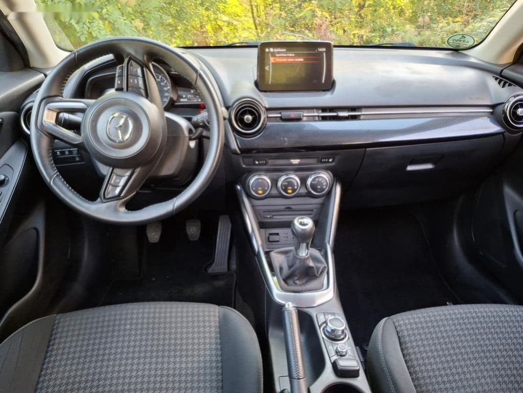 2018 Mazda 2 - 19