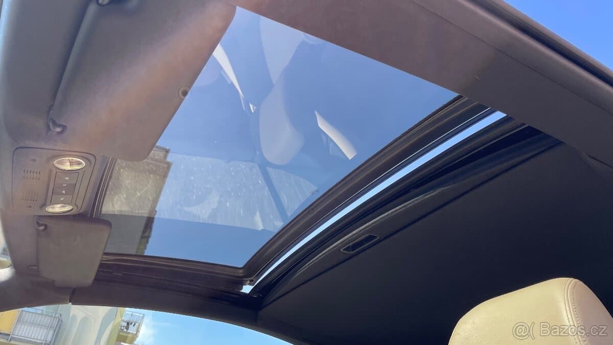 2007 Volkswagen EOS - 19