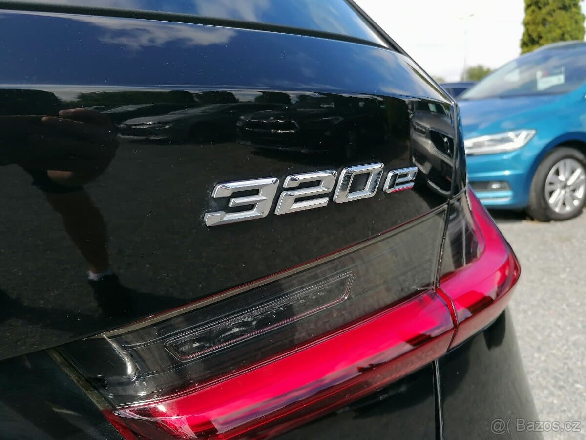 2022 BMW 3-SERIES - 19