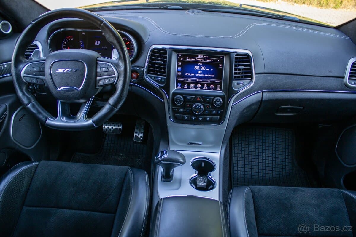 2015 Jeep CHEROKEE - 19