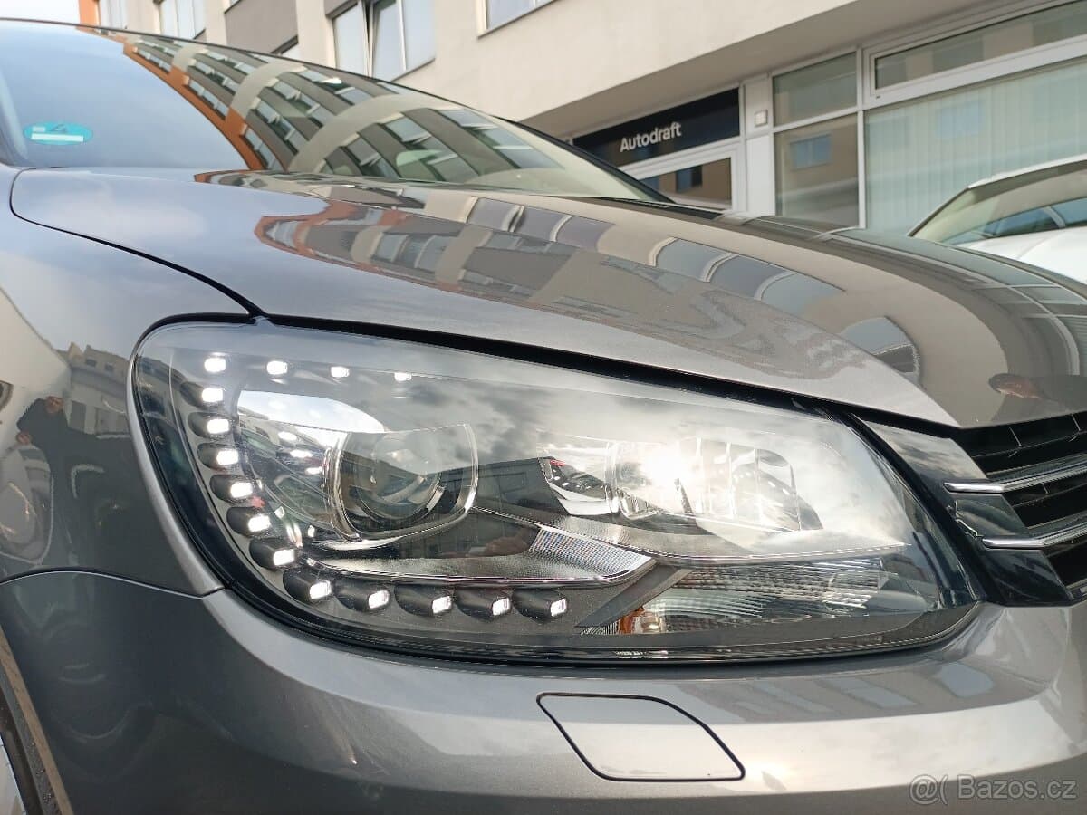 2011 Volkswagen TOURAN - 19