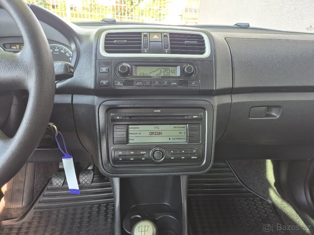 2010 Škoda FABIA - 19