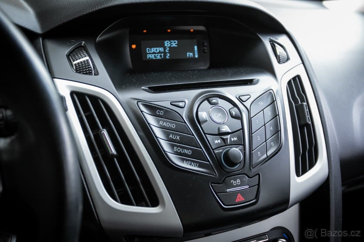 2014 Ford FOCUS - 19