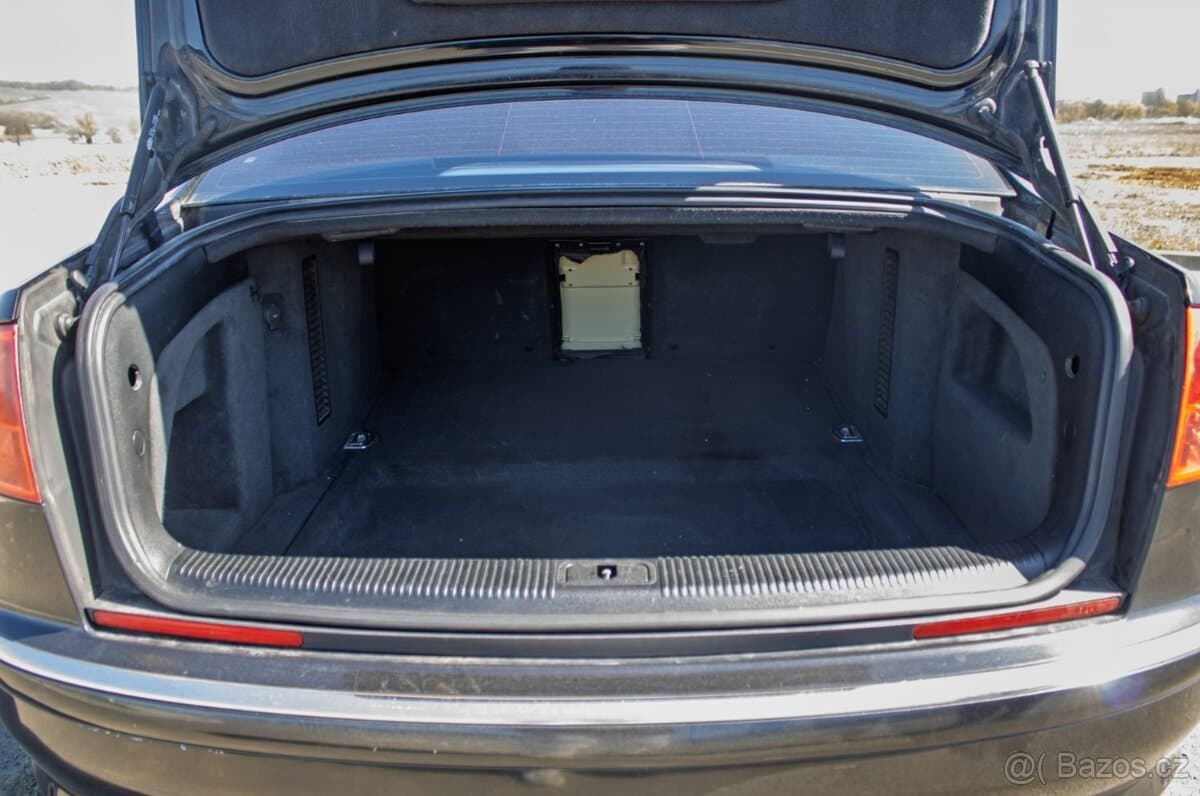 2007 Audi A8 - 19